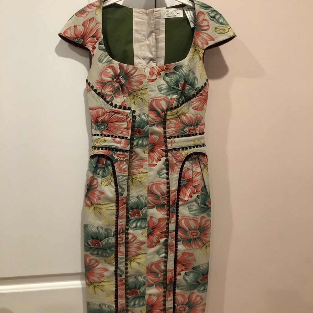 Unique Anthropologie floral dress
